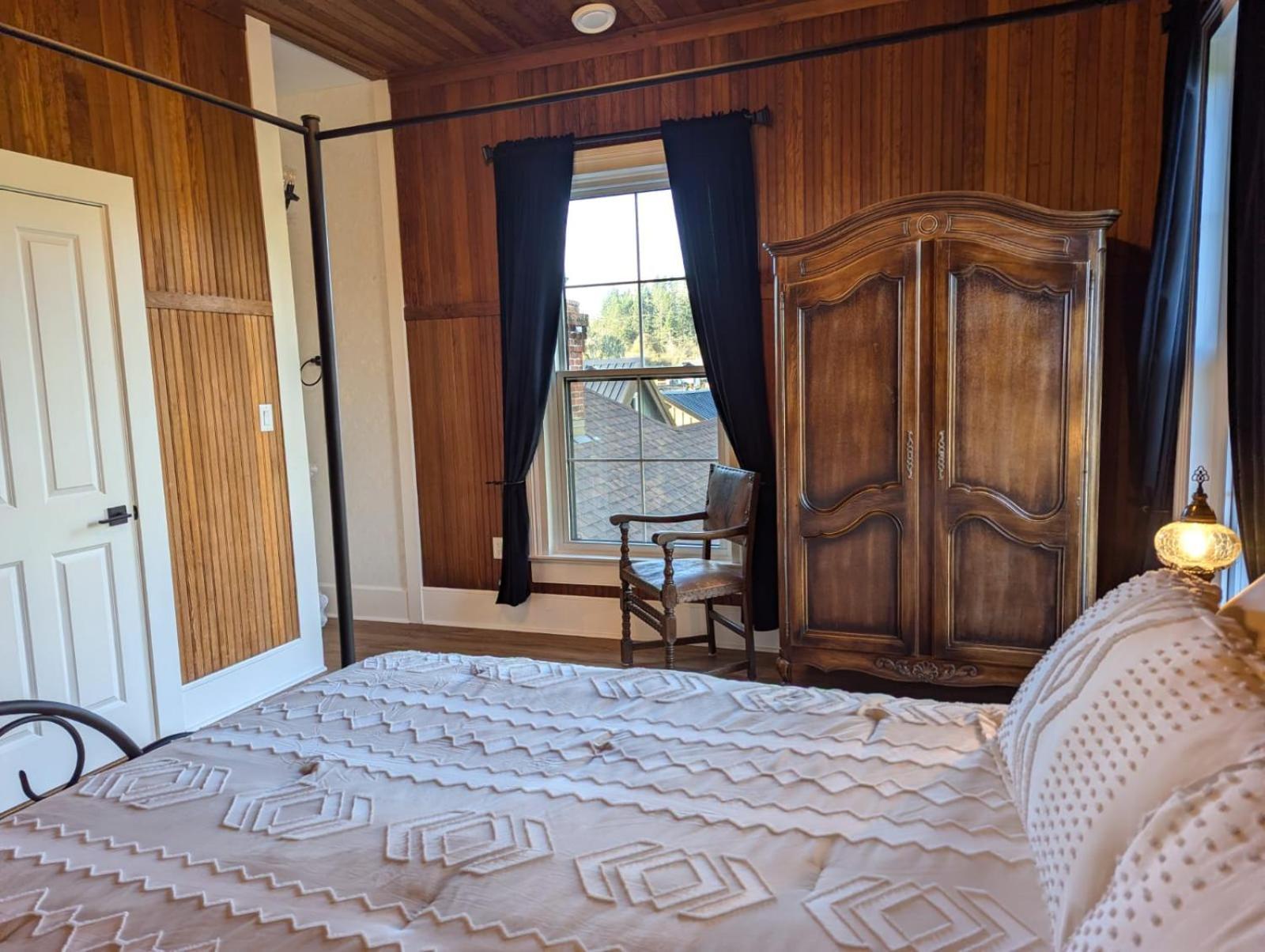 Woodside Farm Country Inn Sooke Eksteriør bilde