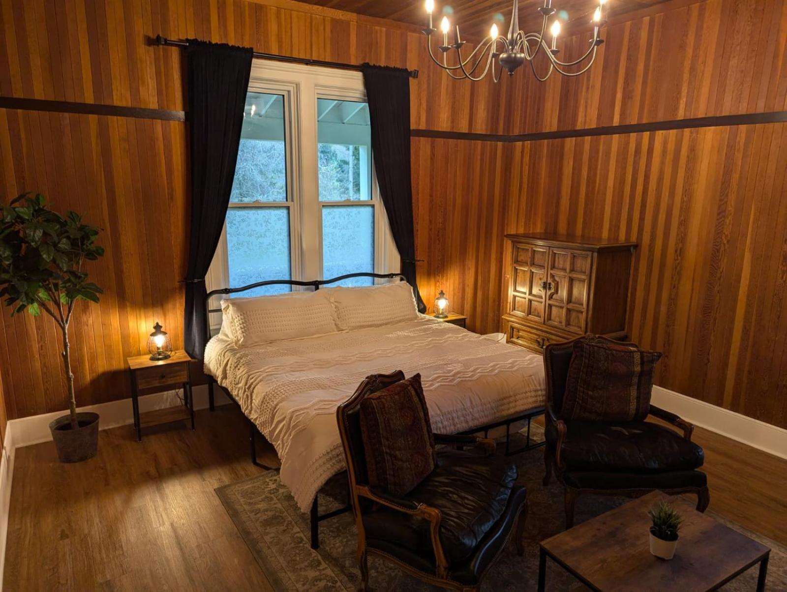 Woodside Farm Country Inn Sooke Eksteriør bilde