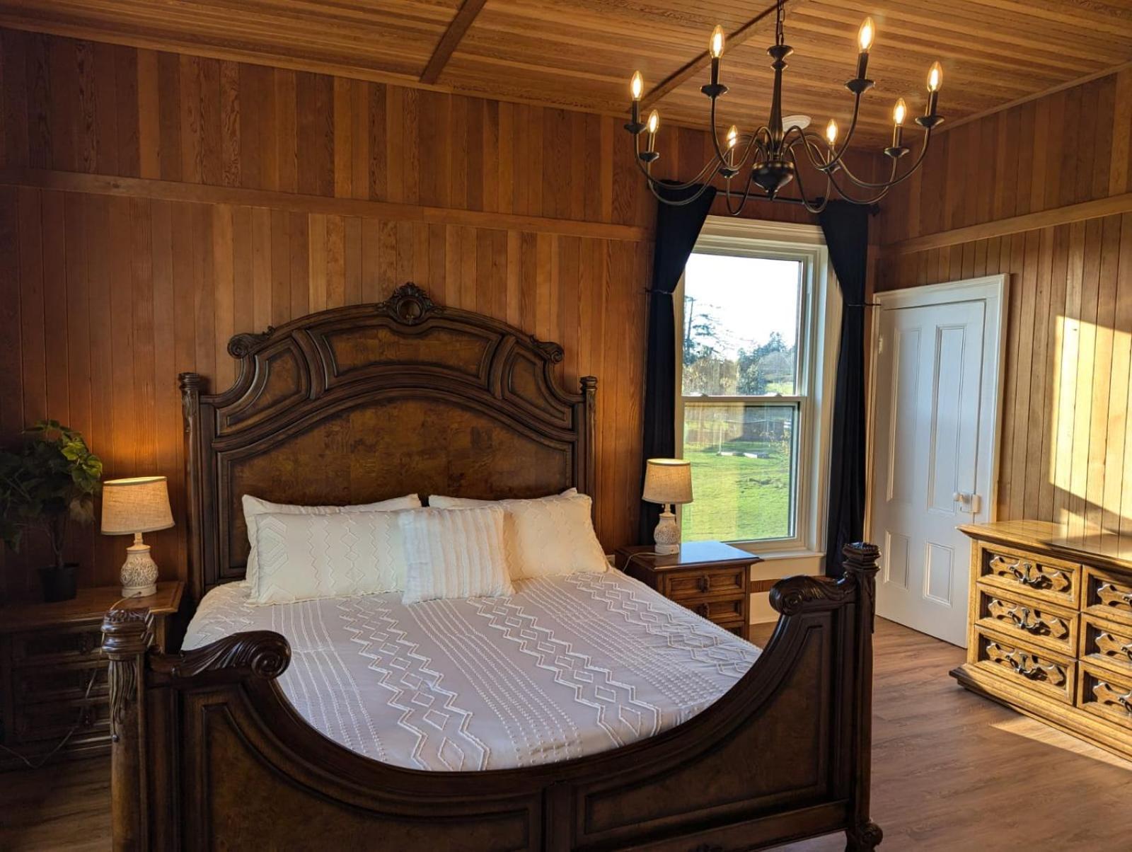 Woodside Farm Country Inn Sooke Eksteriør bilde