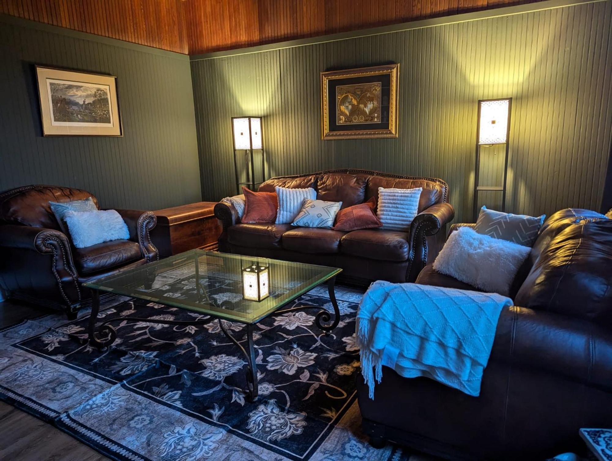 Woodside Farm Country Inn Sooke Eksteriør bilde